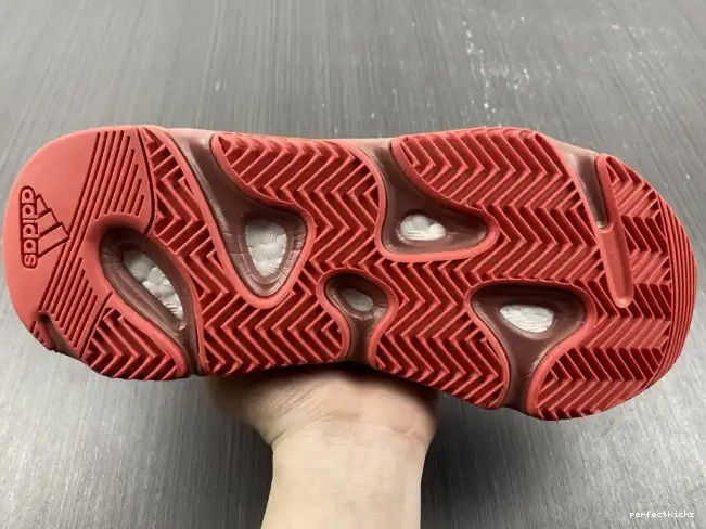 HQ6979 700 Boost Adidas Yeezy Red Hi-Res 0501
